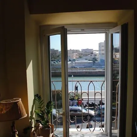 Il Vecchio E Il Mare Apartment *